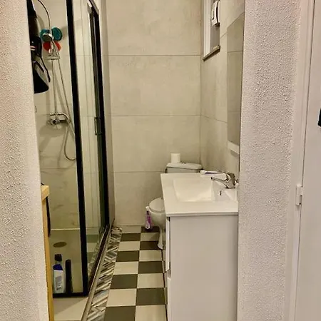 Apartment Superbe Aeroport Et Gare Charleroi