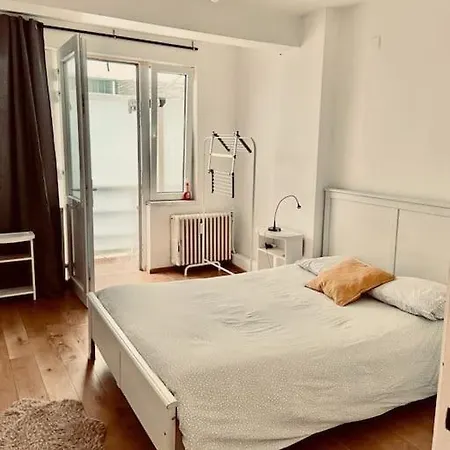 Apartment Superbe Aeroport Et Gare *